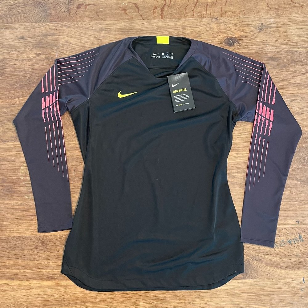 NWTNike Athletic Long Sleeve